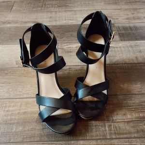 Forever21 Black Wedges